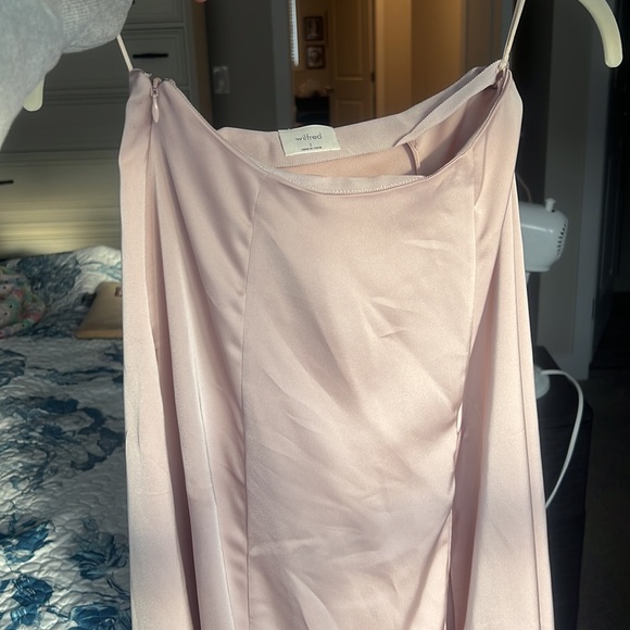 Aritzia satin long skirt - Picture 4 of 5